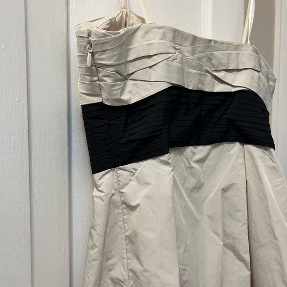 BCBG mini dress - Picture 4 of 4